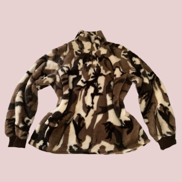 Camo Sherpa Jacket - Picture 1 of 5